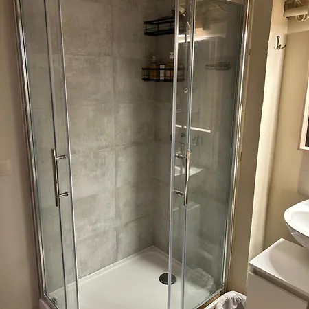 Entierement Renove Avec Balcon Place De La Bastille * Paříž