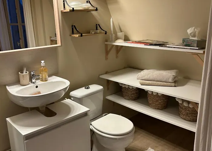 Διαμέρισμα Entierement Renove Avec Balcon Place De La Bastille *